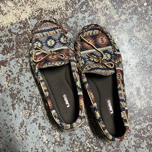 Lamo Southwestern coastal cowgirl style flats size 10